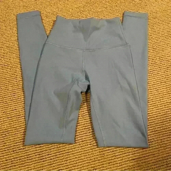 Lululemon Wunder Train High-Rise Tight 28"
Aero Blue - Picture 4 of 6